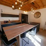 Prázdninový dům De La Source-maison Climatisee Venerieu